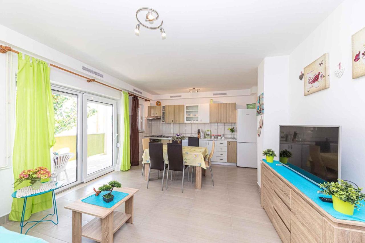 Apartment In Trogir 7406 Экстерьер фото