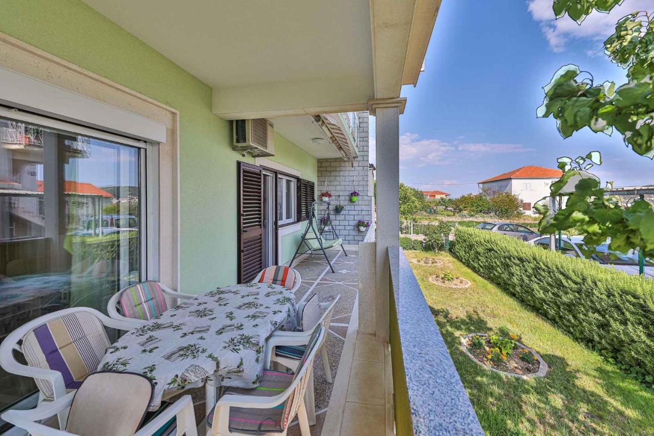 Apartment In Trogir 7406 Экстерьер фото